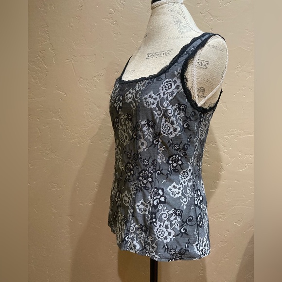 White House Black Market Tops - WHBM Jacquard Corset Tank, Size Large
